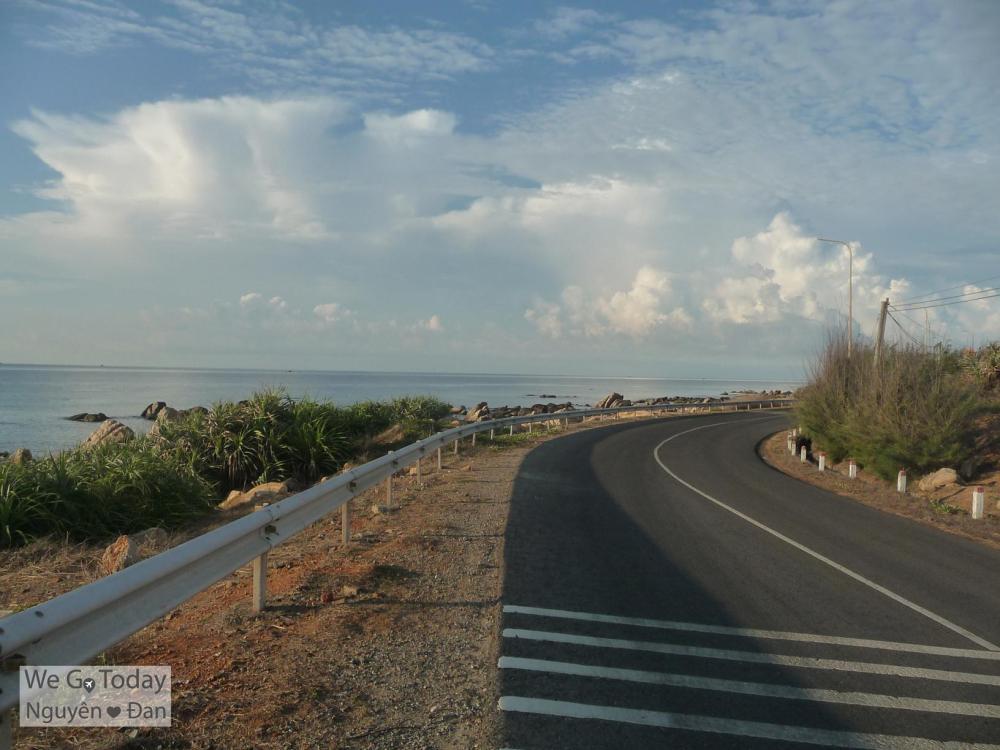 Đường dọc biền về Phan Thiết từ mũi Kê Gà