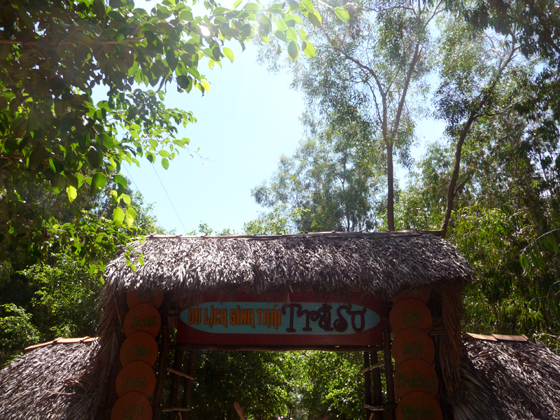 Đường đến Rừng Tràm