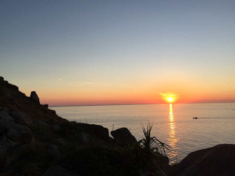 Cảnh mặt trời mọc