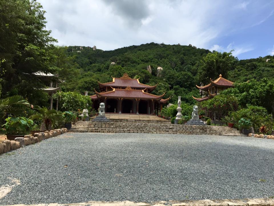 Cảnh quang chùa Khỉ