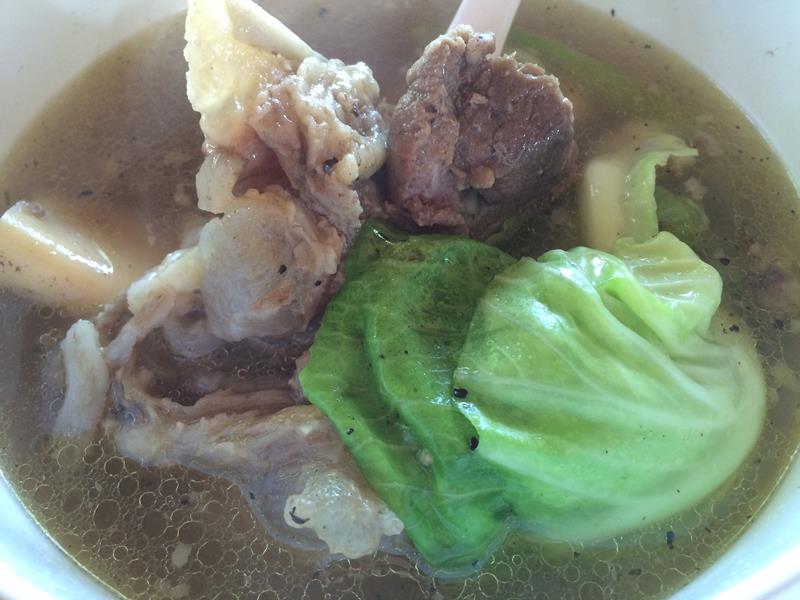 Chân bò hầm rau - Tagaytay