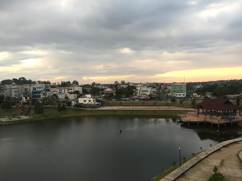 Cảnh từ Hot cafe