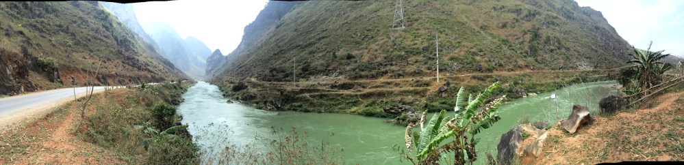 Cảnh trên đường đi từ Mèo Vạc về Hà Giang