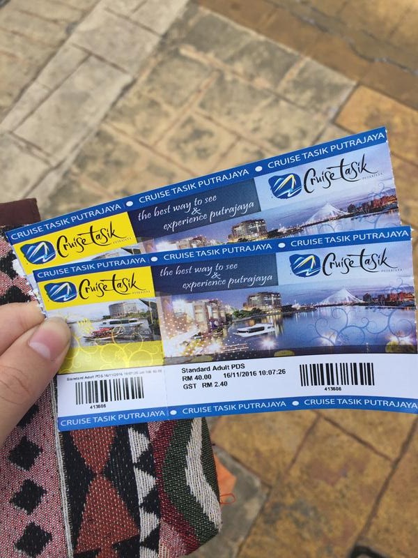 Vé đi thuyền Putrajaya