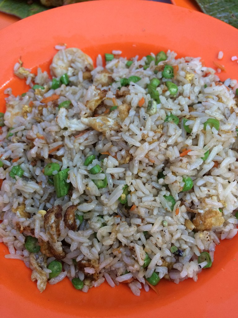 Cơm chiên tôm ở tiệm Restoran Lim Kee