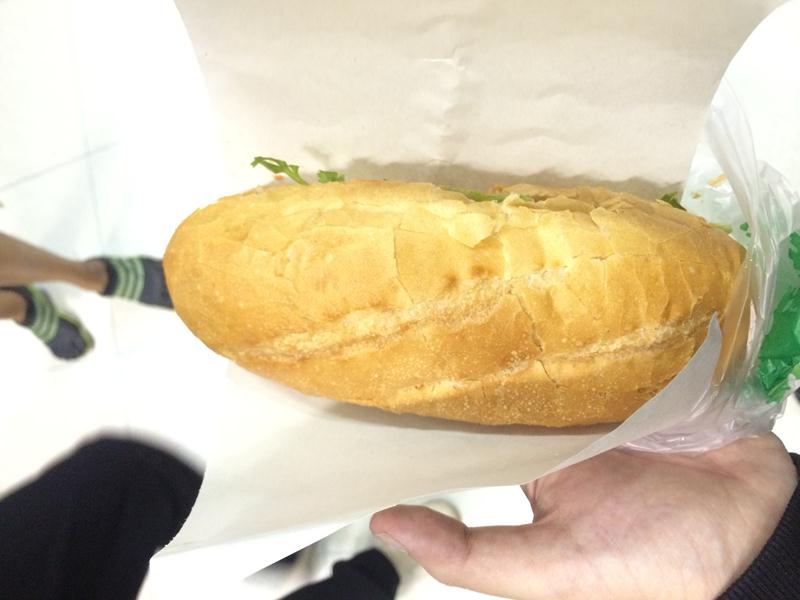 Bánh mì sân bay