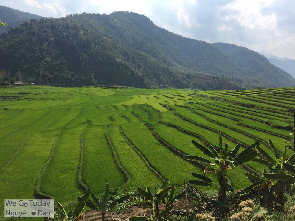 du-lich-tay-bac-hinh-doc-duong-tu-sa-pa-qua-muong-te