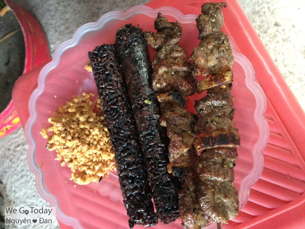 du-lich-tay-bac-hinh-mon ăn-tren-deo-o-quy-ho