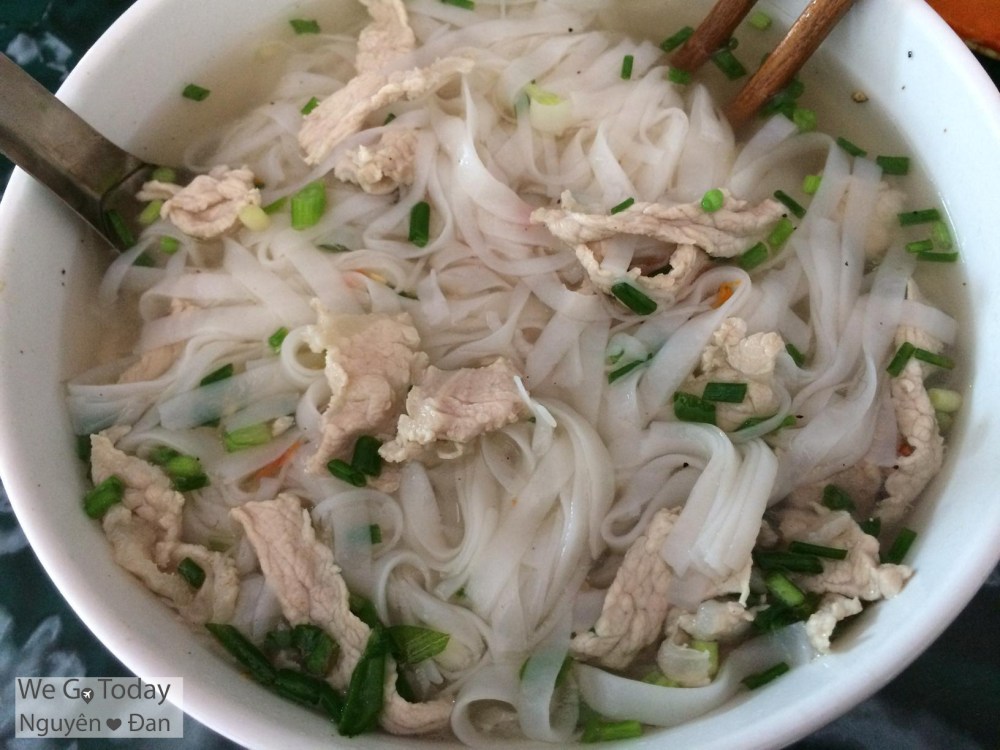 du-lich-tay-bac-hinh-pho-thit-heo