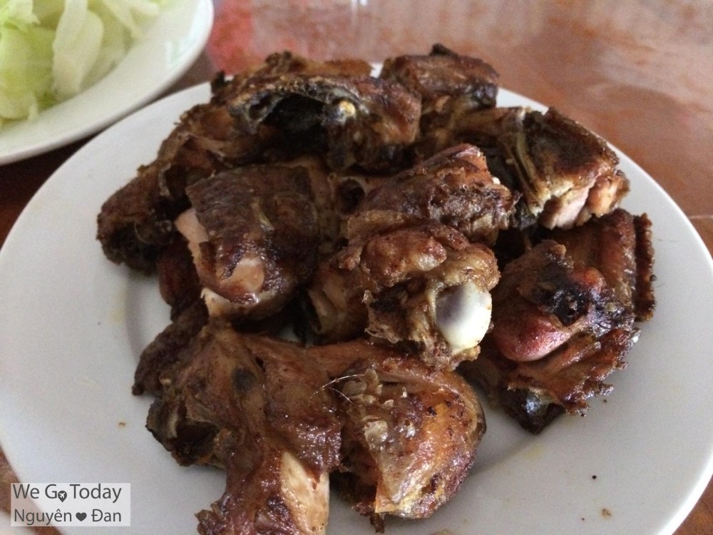 du-lich-tay-bac-hinh-do-an-nha-anh-nem