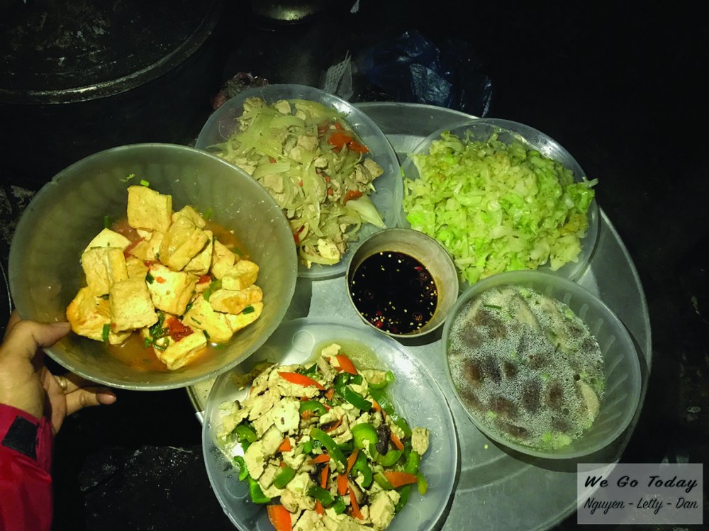 Bữa tối của hai đứa mình - Trekking Fansipan