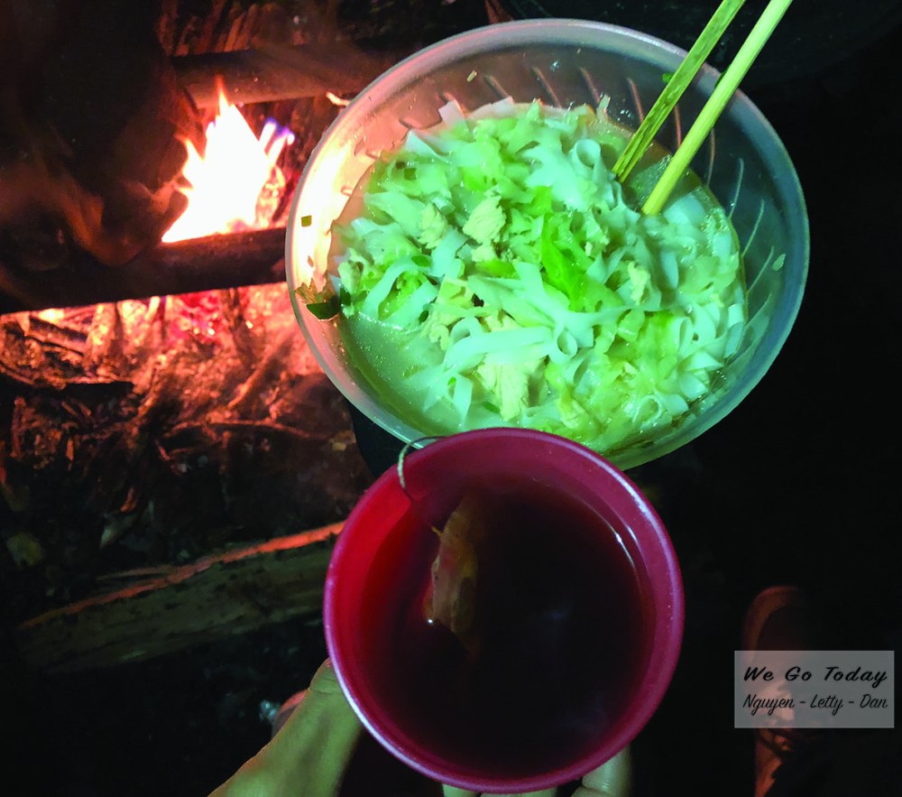 Bữa tối của hai đứa mình - Trekking Fansipan