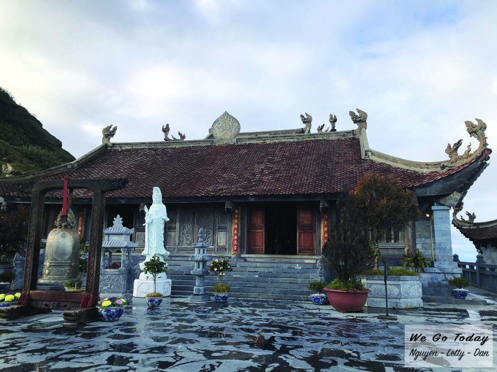 Khu chùa trên đỉnh Fansipan - Trekking Fansipan