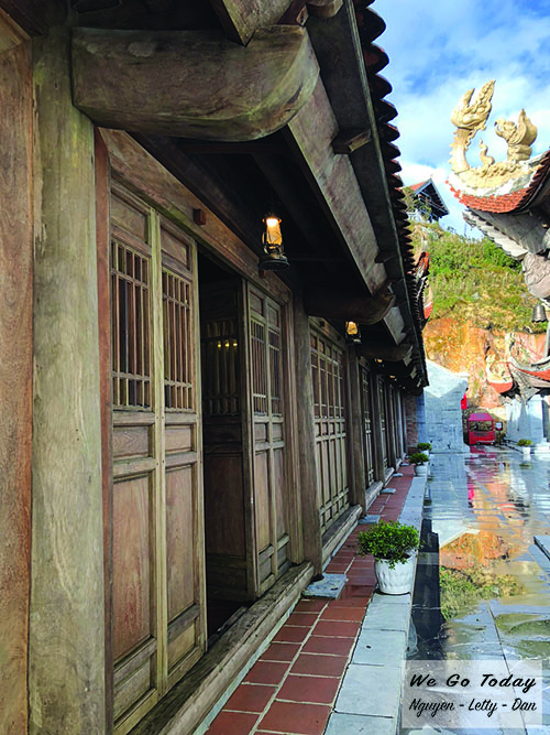 Khu chùa trên đỉnh Fansipan - Trekking Fansipan