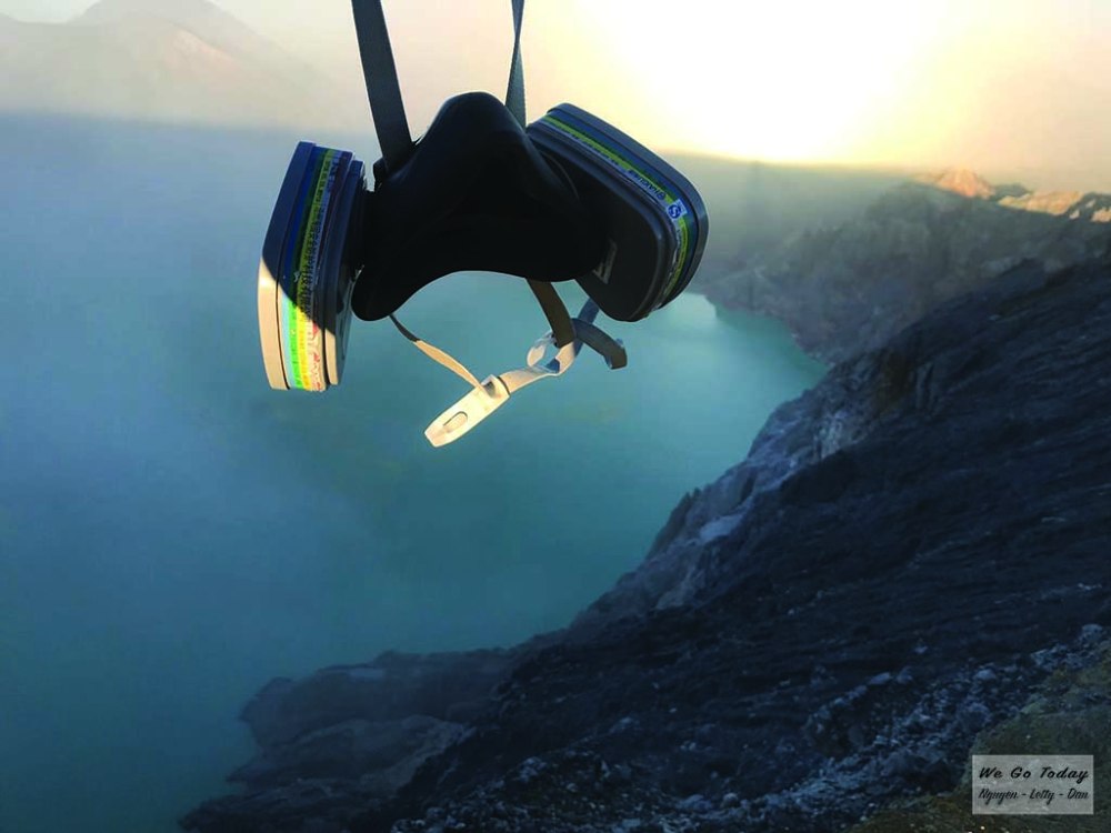 Mặt nạ phòng độc