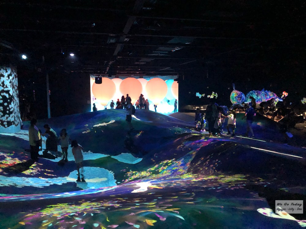 Tầng 2 của Teamlab Borderless