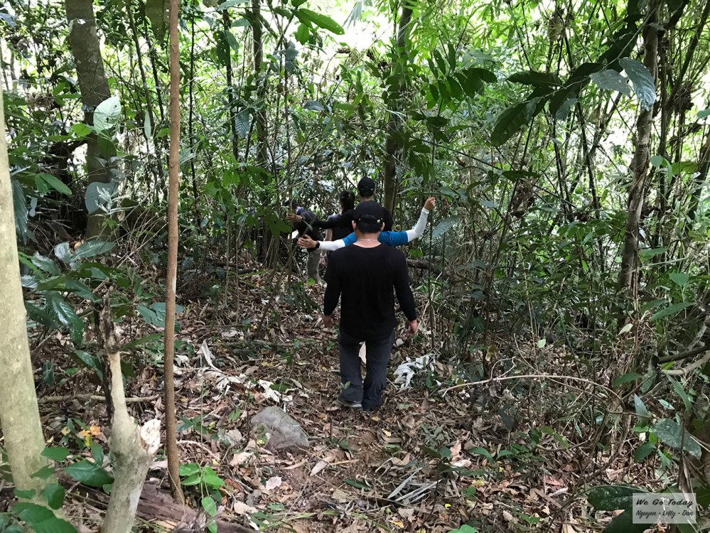 Đường đi ra thác