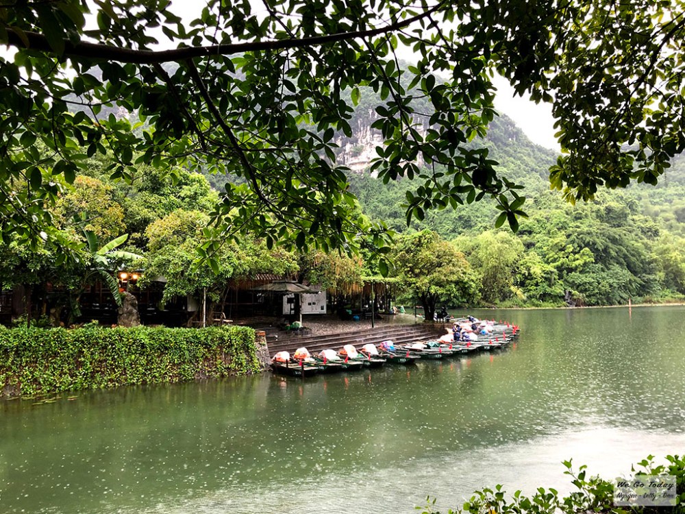 Bến thuyền Tràng An