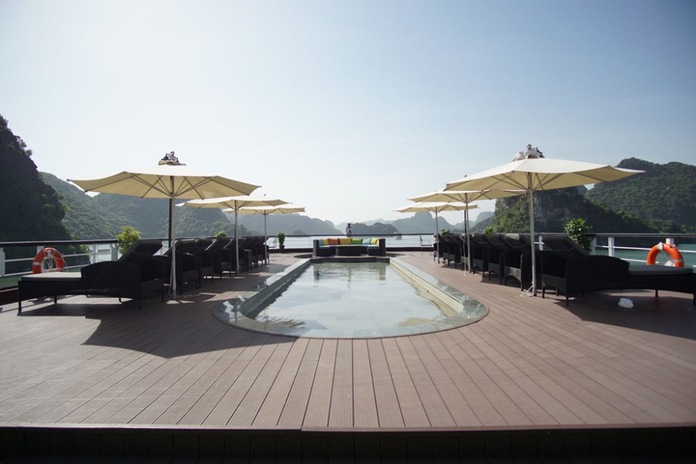 Tầng 4 du thuyền Le Theater